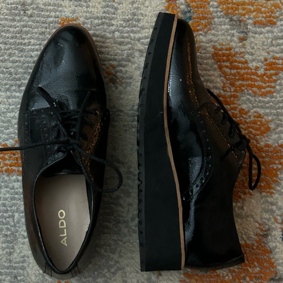 Aldo Pointed Toe Derby Shoes - Picture 4 of 5